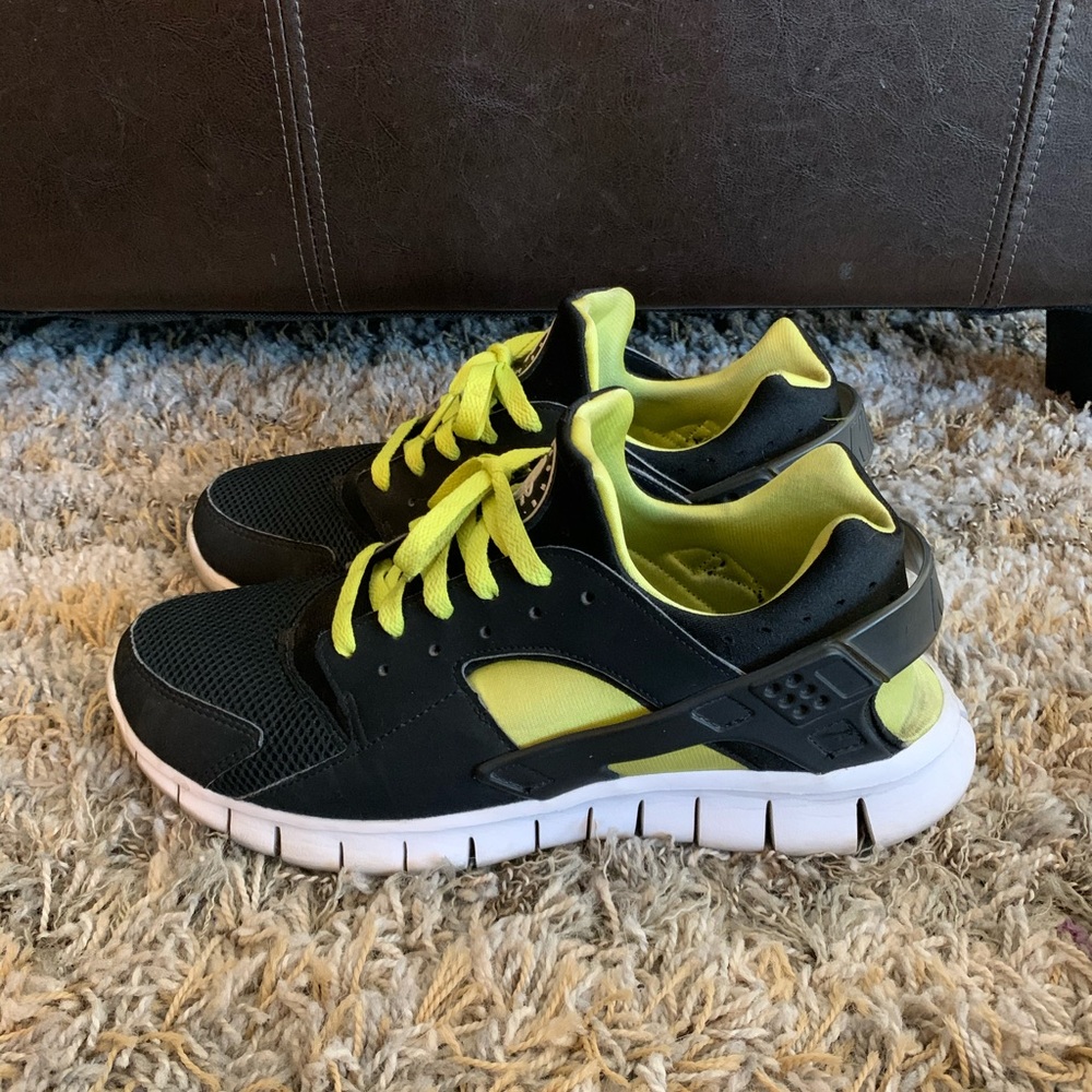 Men's Nike Hurache Free (2012) Bumble Bee